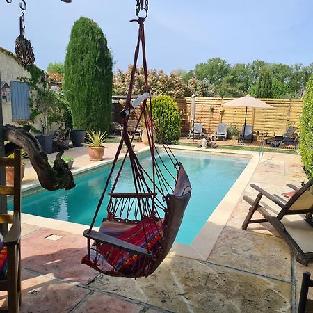 Le Mazet Des Beaujots Hotel Monteux Bagian luar foto