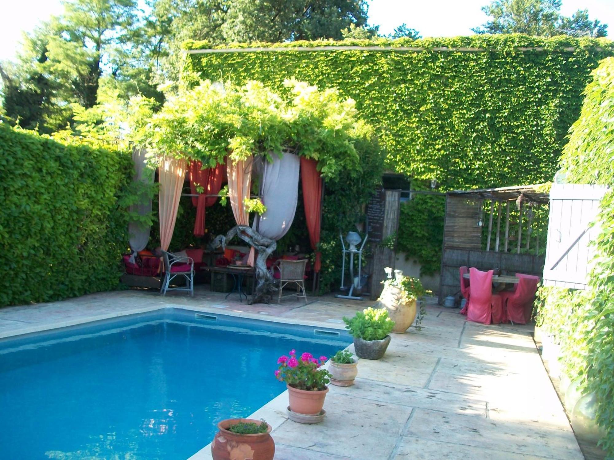 Le Mazet Des Beaujots Hotel Monteux Bagian luar foto