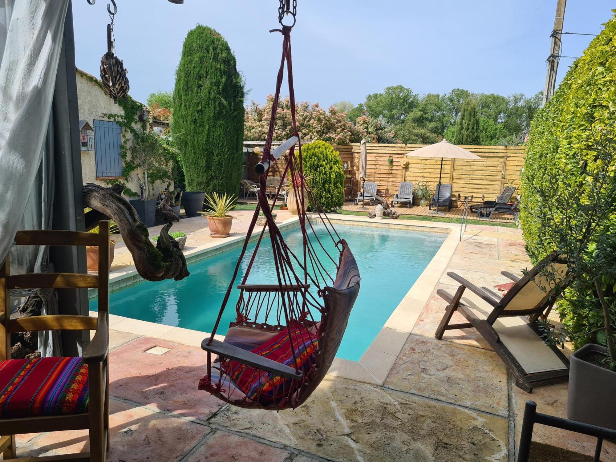 Le Mazet Des Beaujots Hotel Monteux Bagian luar foto