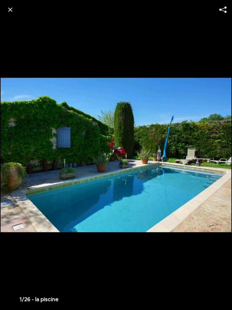 Le Mazet Des Beaujots Hotel Monteux Bagian luar foto