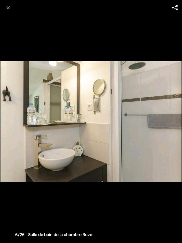 Le Mazet Des Beaujots Hotel Monteux Bagian luar foto
