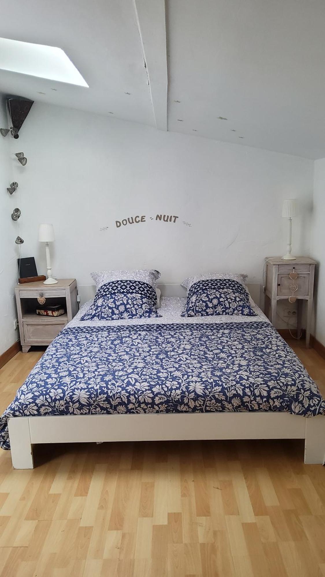 Le Mazet Des Beaujots Hotel Monteux Bagian luar foto